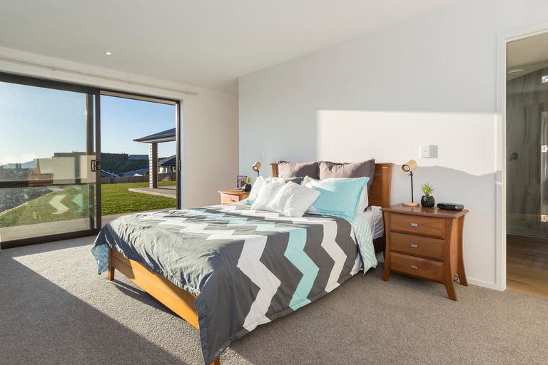 Photo of property in 179 Ballintoy Park Drive, Welcome Bay, Tauranga, 3175
