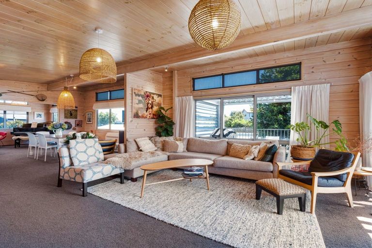 Photo of property in 145 Karewa Parade, Papamoa Beach, Papamoa, 3118