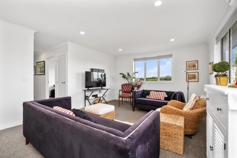 Photo of property in Waterview Estate, 69/4 Greystone Place, Omokoroa, 3114