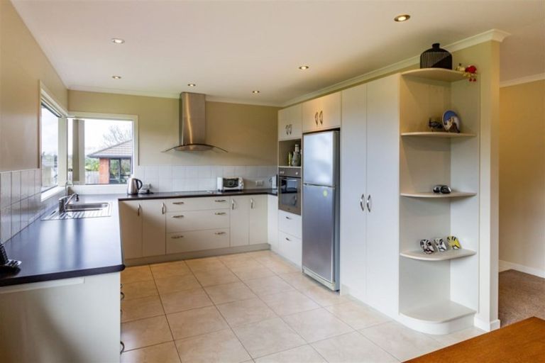 Photo of property in 38 Ranui Avenue, Kerikeri, 0230