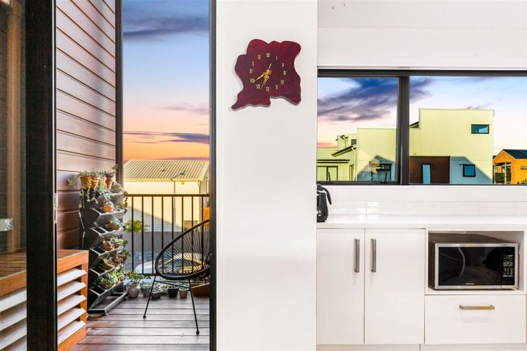 Photo of property in 2c Meteor Road, Hobsonville, Auckland, 0616