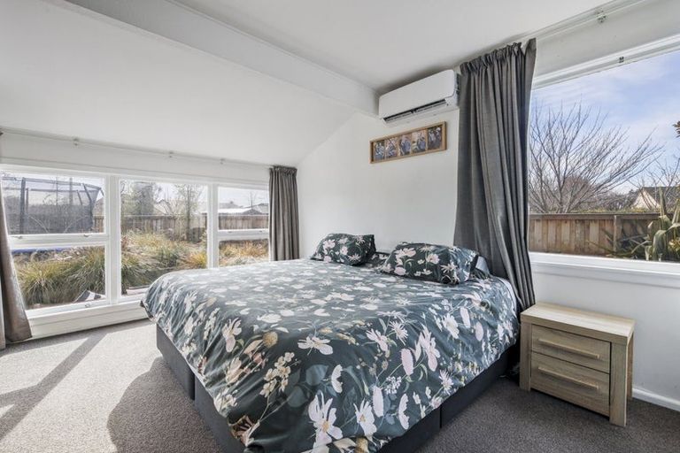 Photo of property in 2 Wallace Place, Rangiora, 7400