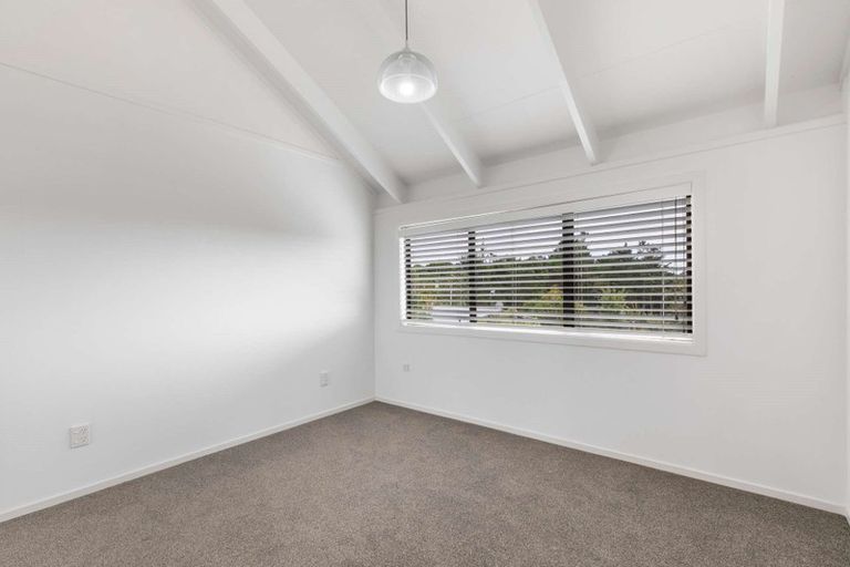 Photo of property in 117 Paremoremo Road, Lucas Heights, Auckland, 0632