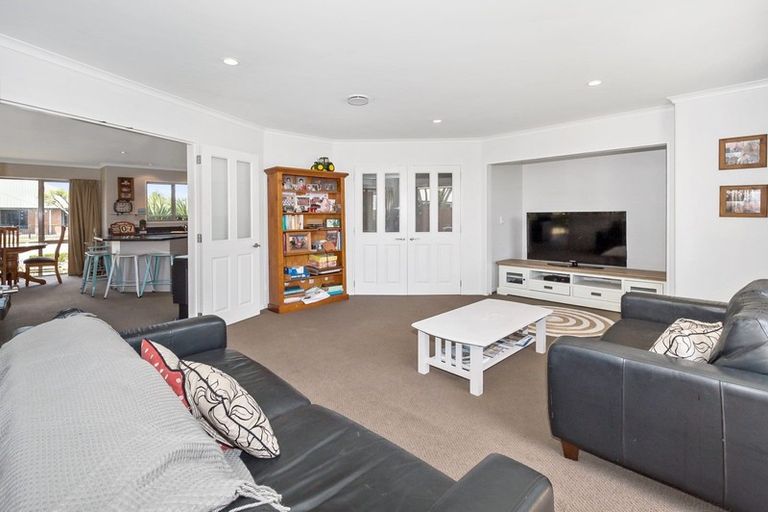 Photo of property in 19 Woodville Street, Leeston, 7632