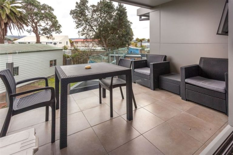 Photo of property in 1/8a The Esplanade, Whitianga, 3510