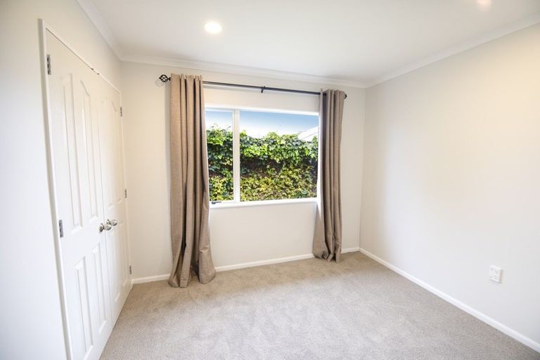 Photo of property in 4a Nikau Street, Taradale, Napier, 4112