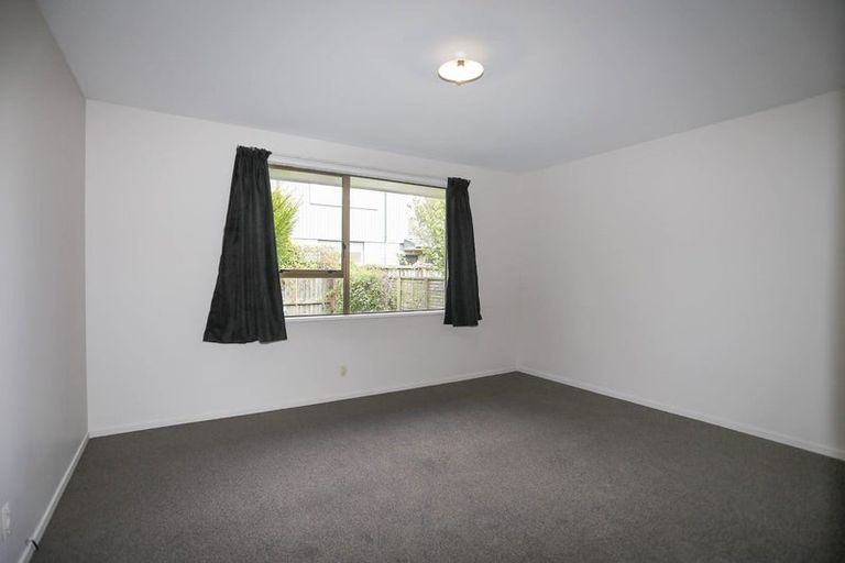 Photo of property in 1/17 Lloyd Street, Strowan, Christchurch, 8052