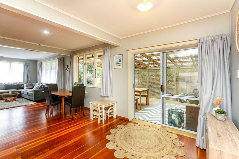 Photo of property in 1a Ward Place, Marfell, New Plymouth, 4310