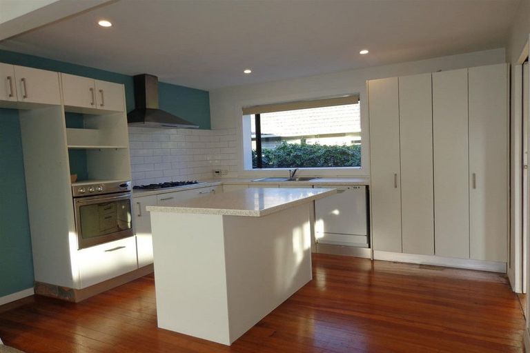 Photo of property in 12 Briggs Road, Mairehau, Christchurch, 8052