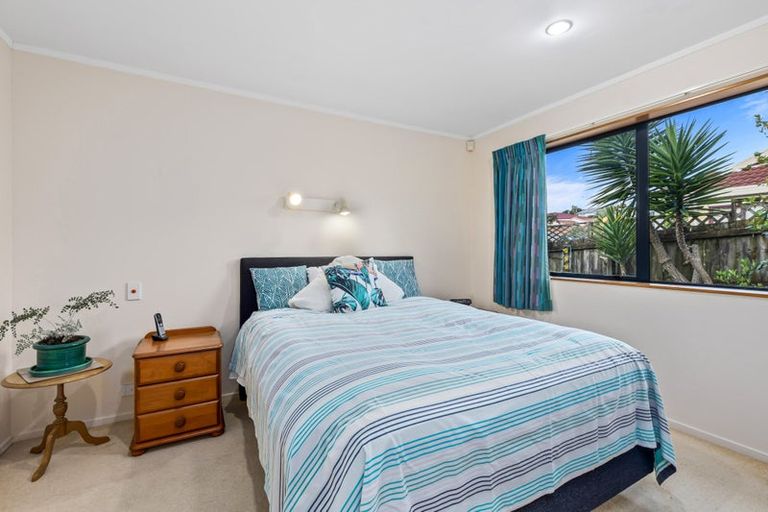 Photo of property in 19 Angel Way, Stanmore Bay, Whangaparaoa, 0932