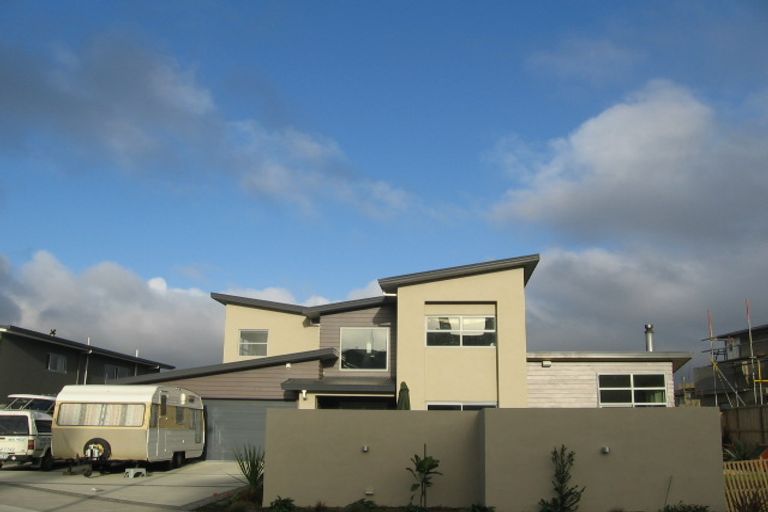 Photo of property in 8 Saint Austell Close, Camborne, Porirua, 5026