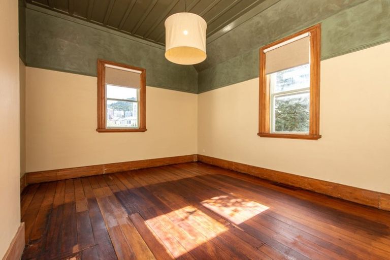 Photo of property in 30 Hobson Street, Thorndon, Wellington, 6011