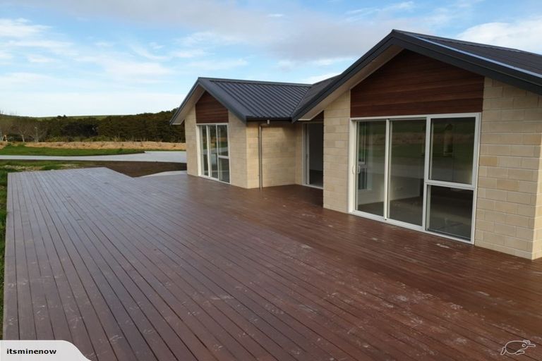 Photo of property in 15 Woodleigh Lane, Mangawhai, 0573