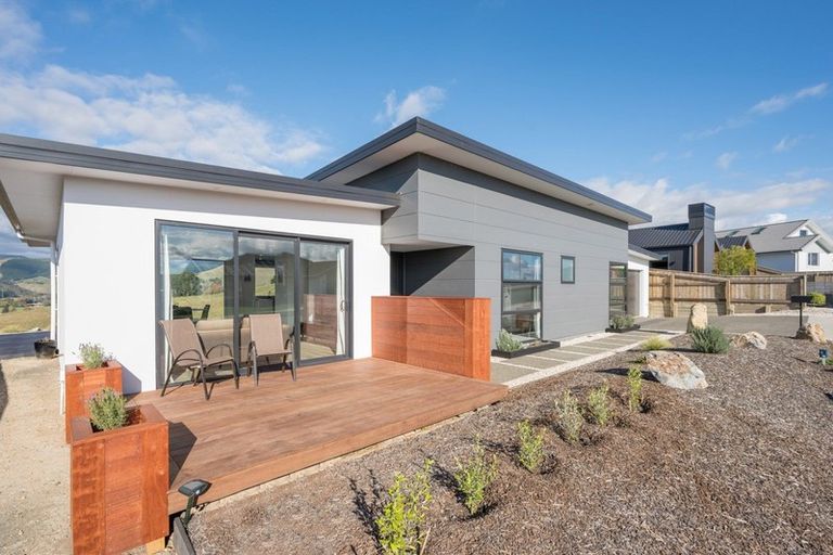 Photo of property in 47 Katania Heights, Brightwater, 7022