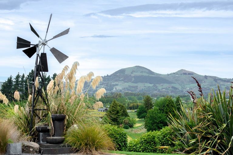 Photo of property in 36 Tara Hills Drive, North Taieri, Mosgiel, 9092