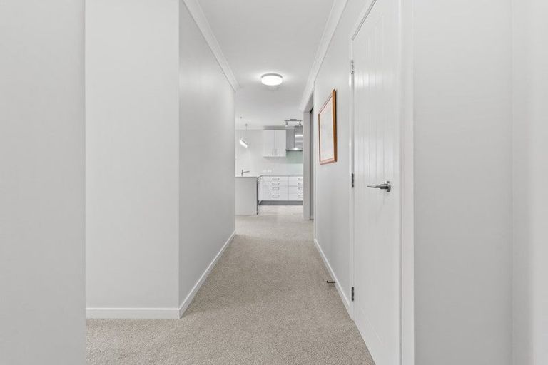 Photo of property in 63 Parkside Drive, Orewa, 0931