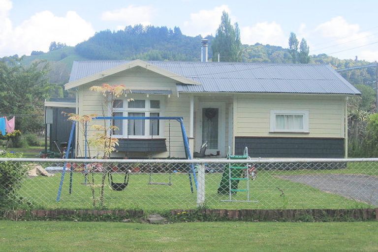 Photo of property in 19 Bell Road, Taumarunui, 3920