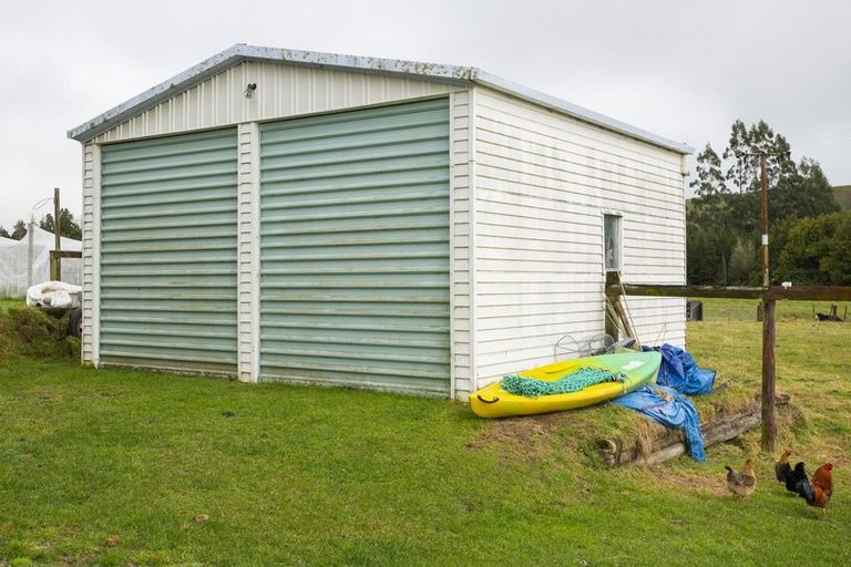 Photo of property in 10 Mutuera Road, Wharekopae, Gisborne, 4072