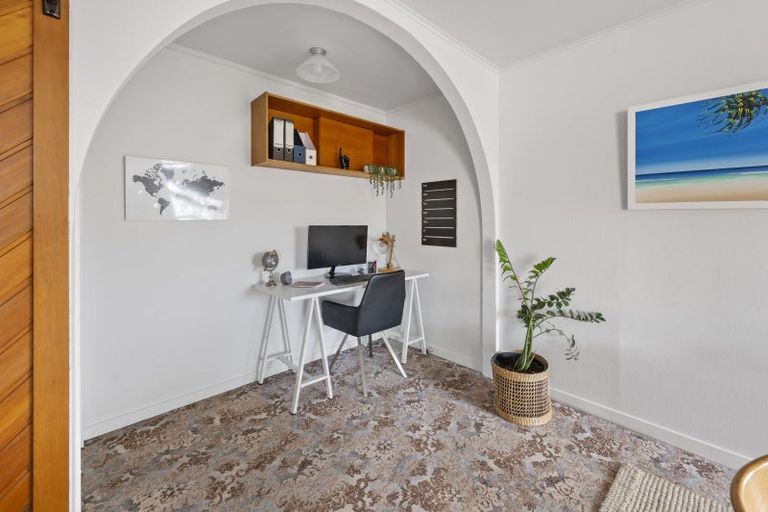 Photo of property in 60 Downing Avenue, Pirimai, Napier, 4112