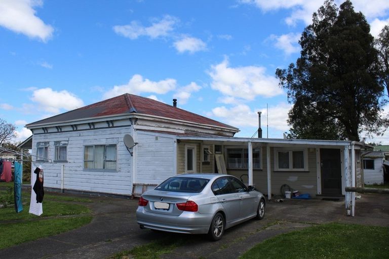 Photo of property in 23 Tennyson Street, Dannevirke, 4930