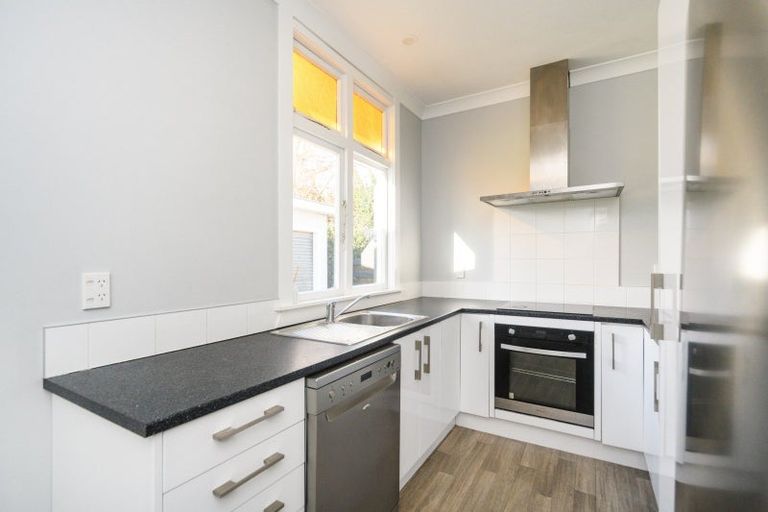 Photo of property in 51 Burns Avenue, Takaro, Palmerston North, 4412