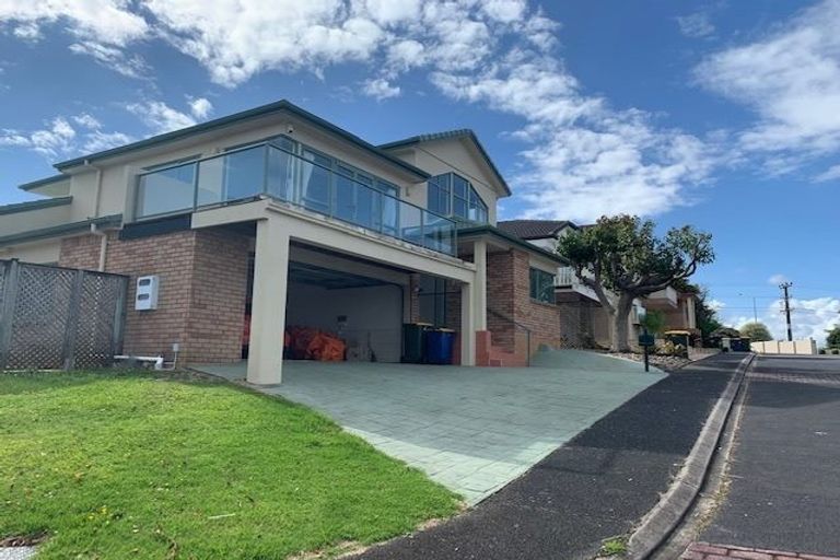 Photo of property in 155c Hobsonville Road, West Harbour, Auckland, 0618