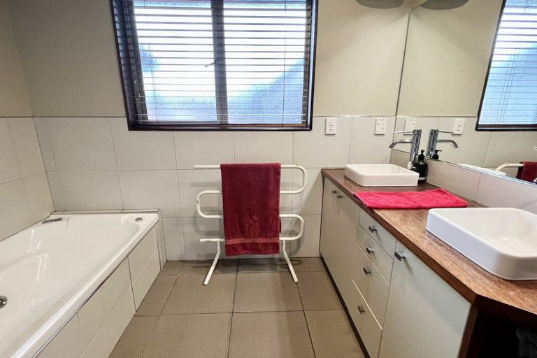 Photo of property in 203 Curran Road, Otatara, Invercargill, 9879