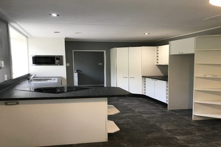 Photo of property in 14a Hawthorn Crescent, Stokes Valley, Lower Hutt, 5019