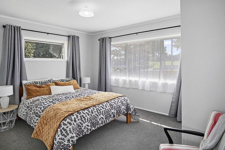 Photo of property in 17 Carlyle Street, Leamington, Cambridge, 3432