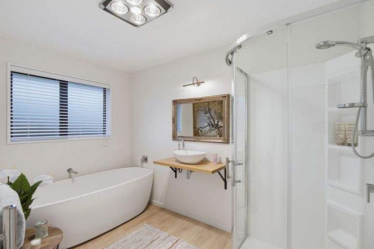 Photo of property in 2/3 Loe Place, Amberley, 7410
