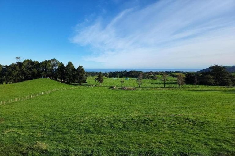 Photo of property in 582 Upper Pitone Road, Pitone, New Plymouth, 4374