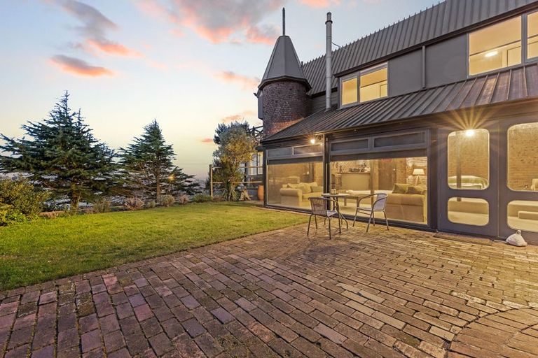 Photo of property in 8 Muritai Terrace, Mount Pleasant, Christchurch, 8081