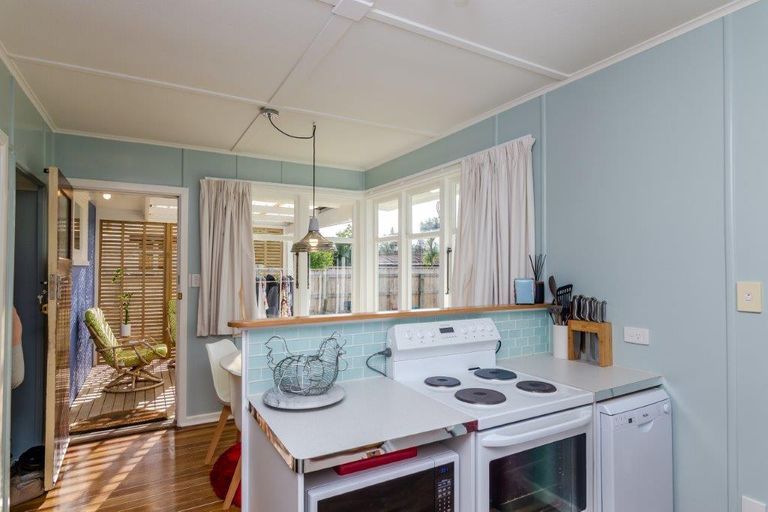 Photo of property in 81 Bannister Street, Masterton, 5810