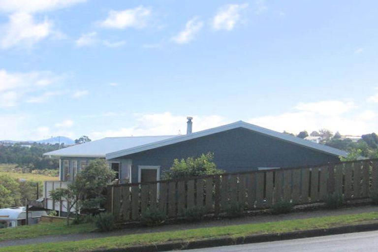 Photo of property in 48 Raumati Crescent, Onerahi, Whangarei, 0110