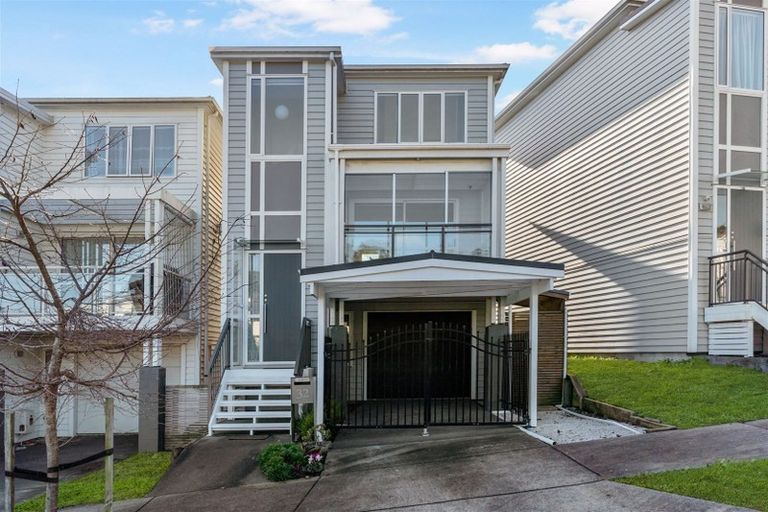 Photo of property in 32 Fernly Rise, Flat Bush, Auckland, 2019