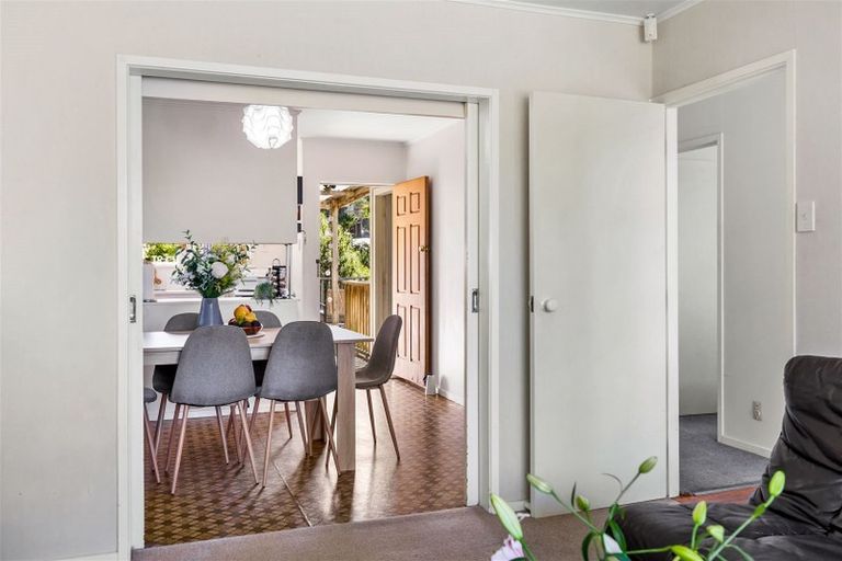 Photo of property in 58 Helena Street, Massey, Auckland, 0614