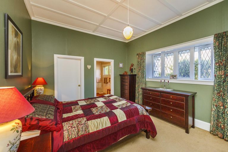 Photo of property in 127 Gillespies Line, Cloverlea, Palmerston North, 4412