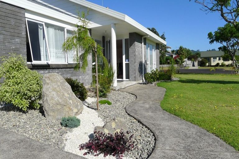 Photo of property in 7 Hereford Place, Waihi Beach, 3611