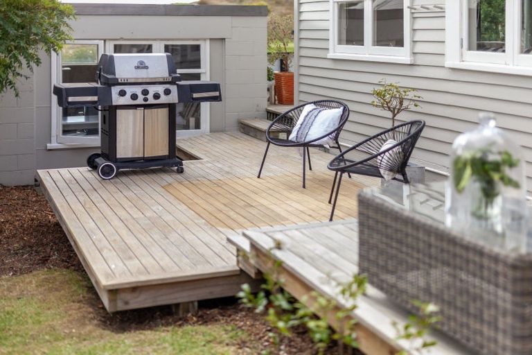 Photo of property in 5 Eatwell Avenue, Paraparaumu Beach, Paraparaumu, 5032