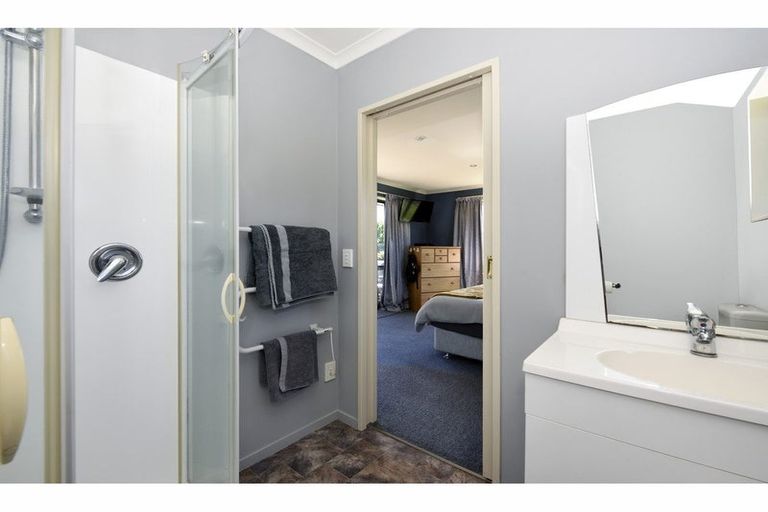 Photo of property in 70 Starveall Street, Brightwater, 7022