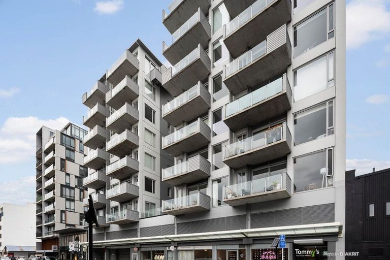Photo of property in Trinity Apartments, 409/19 College Street, Te Aro, Wellington, 6011
