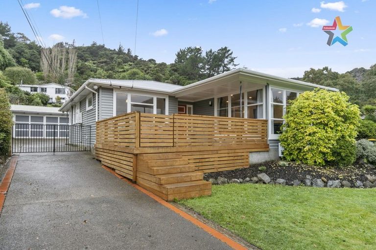 Photo of property in 109 Thomas Street, Stokes Valley, Lower Hutt, 5019