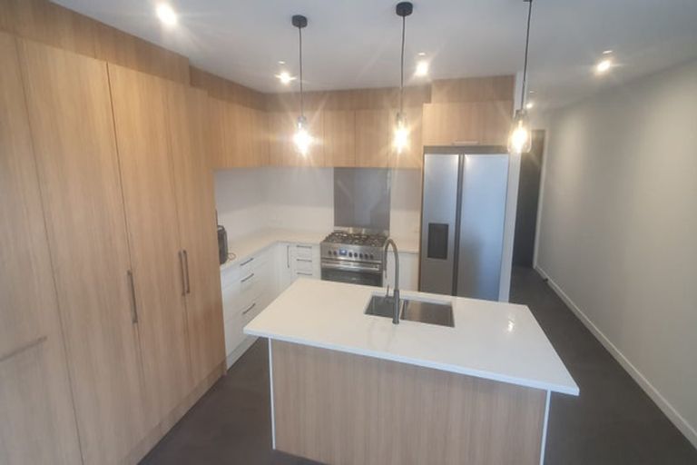 Photo of property in 11 Spur Ridge Rise, Jacks Point, 9371