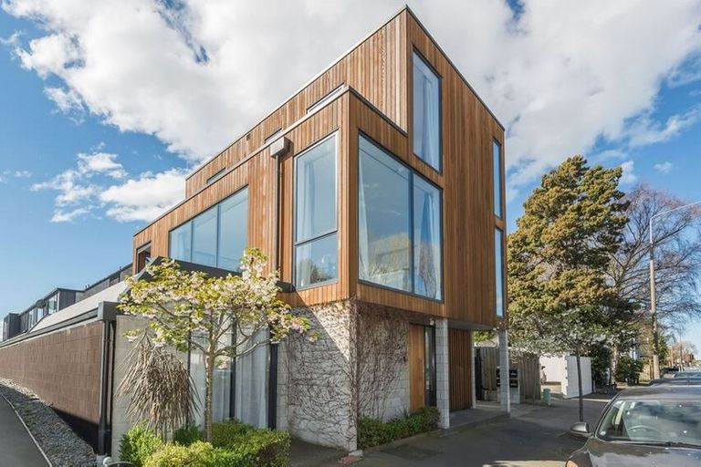 Photo of property in 1/193 Kilmore Street, Christchurch Central, Christchurch, 8013