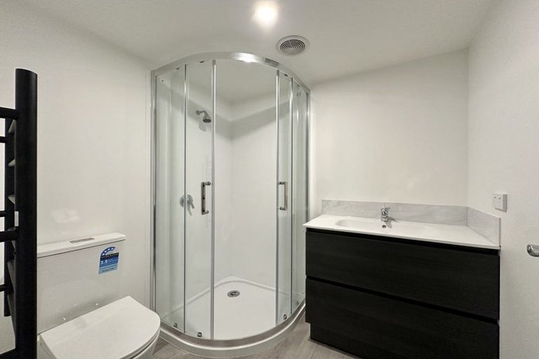 Photo of property in 119 Stokes Valley Road, Stokes Valley, Lower Hutt, 5019