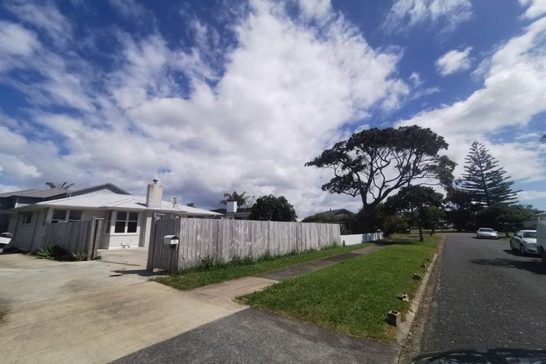 Photo of property in 6 Riverina Avenue, Pakuranga, Auckland, 2010