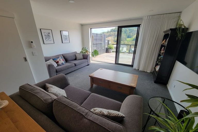 Photo of property in 20 Bee Lane, Whitby, Porirua, 5024