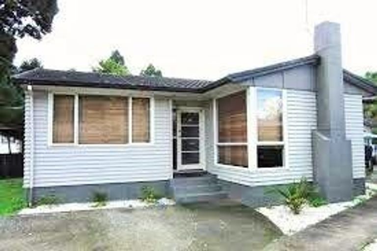 Photo of property in 3 Bernard Street, Papatoetoe, Auckland, 2025