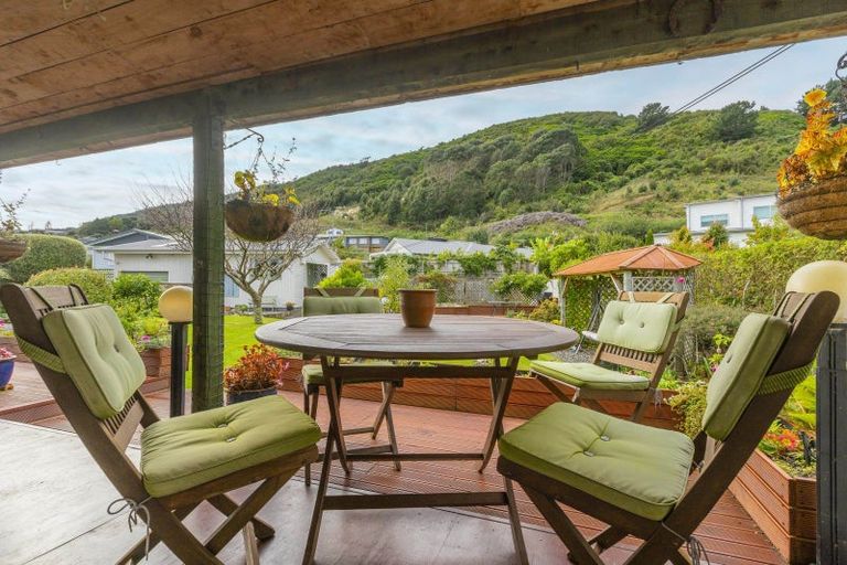 Photo of property in 75 Elizabeth Street, Waikanae, 5036