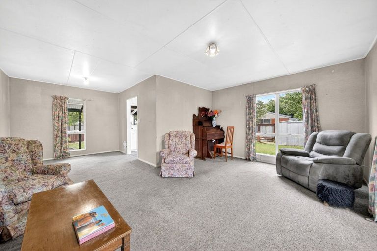 Photo of property in 5a Tasman Crescent, Carterton, 5713